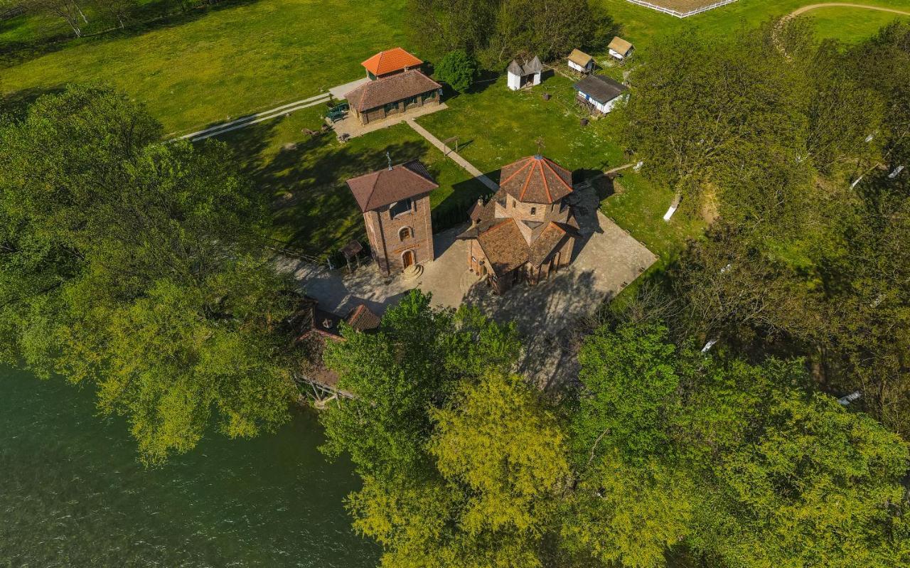 B&B Etno Village Suncana Reka Баня-Ковиляча Экстерьер фото